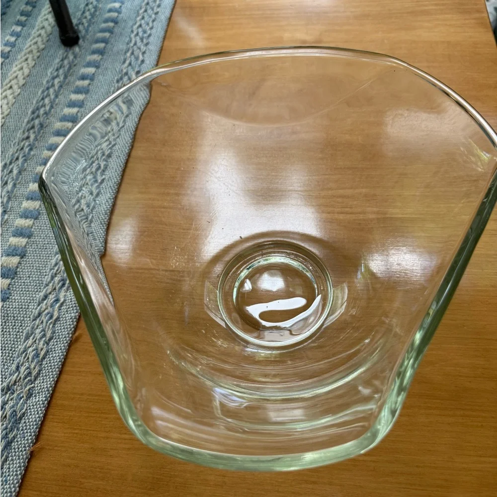 Vintage Indiana Glass Tinted Pale Green Glass Bowl
